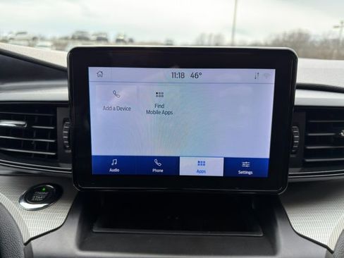 Used 2020 Ford Explorer XLT image 26