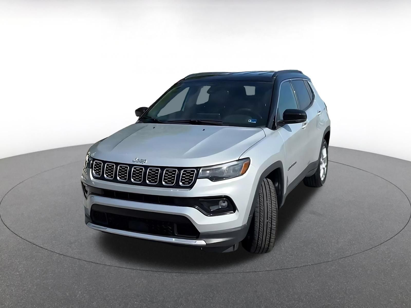 Used 2025 Jeep Compass Limited AWD/4WD image 6