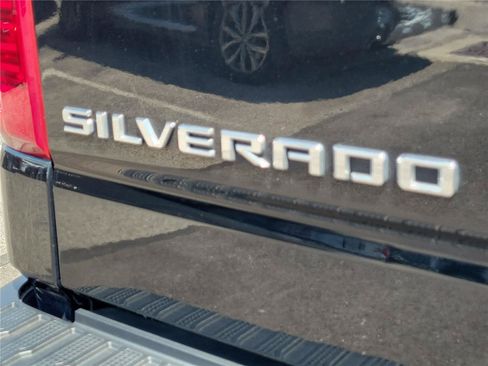 Used 2023 Chevrolet Silverado 1500 LT AWD/4WD image 8