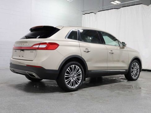 Used 2017 Lincoln MKX Reserve w/ Lincoln MKX Climate Package AWD/4WD image 9