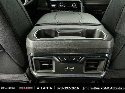 Used 2025 GMC Sierra 2500 Denali w/ Denali Reserve Package AWD/4WD image 19