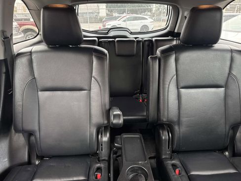 Used 2018 Toyota Highlander XLE image 9