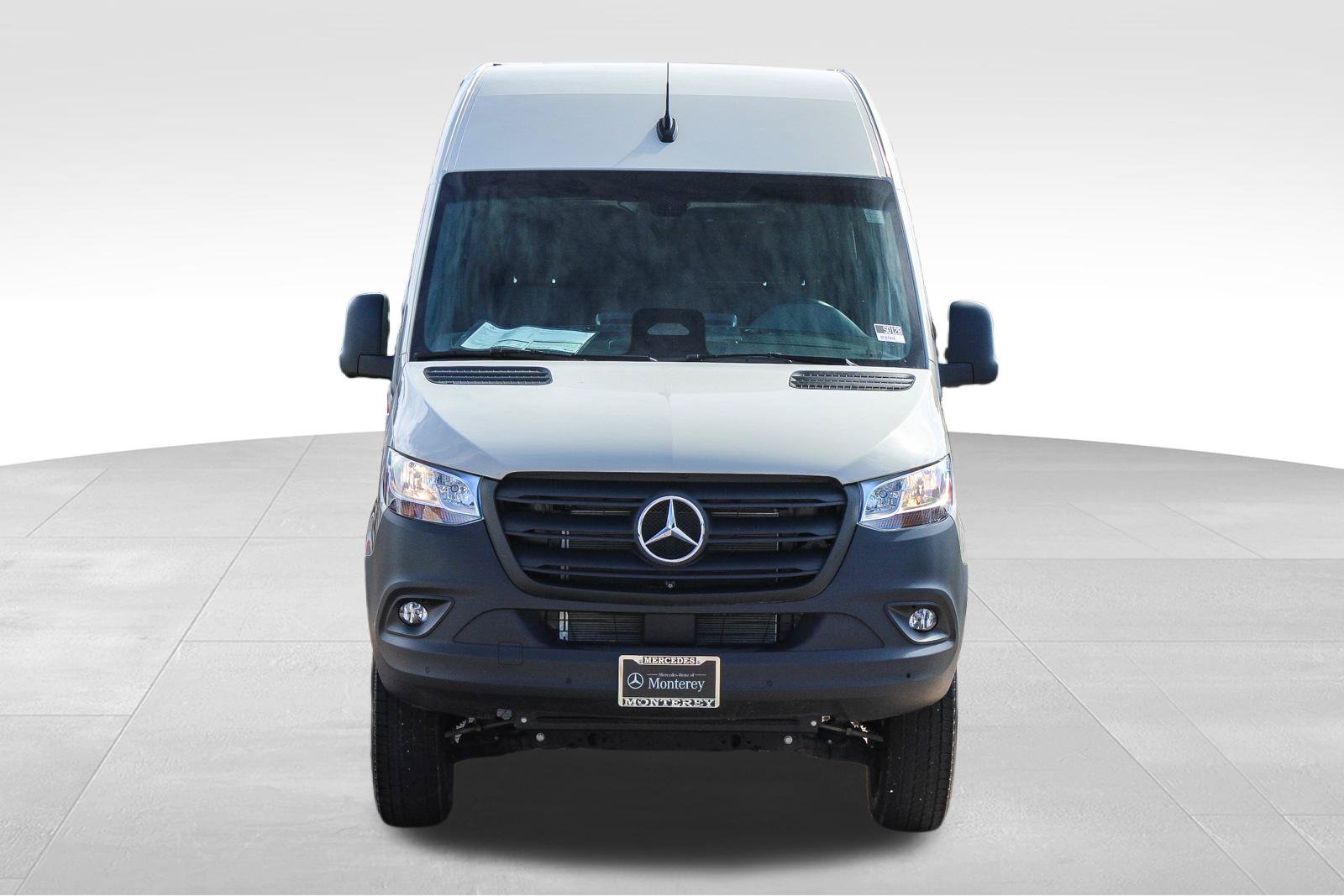 New 2026 Mercedes-Benz Sprinter 2500 image 2