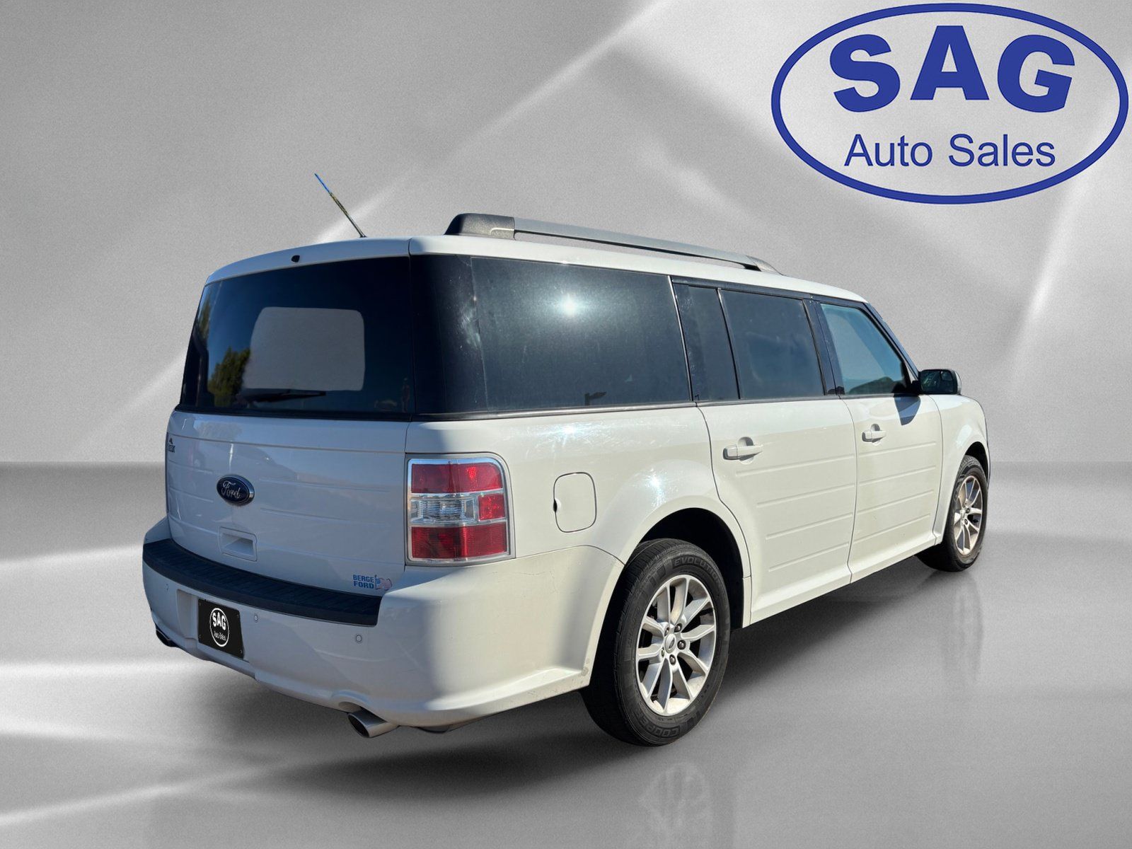 Used 2013 Ford Flex SE FWD image 3