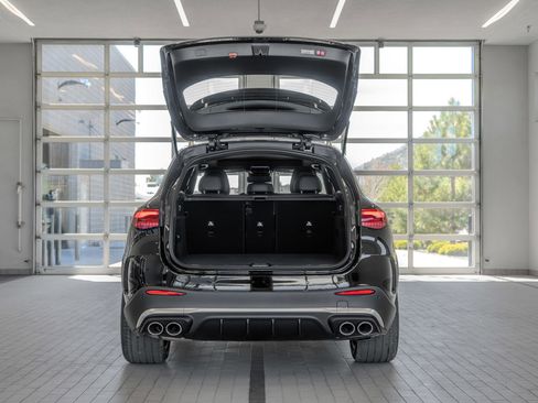 New 2025 Mercedes-Benz GLC 43 AMG 4MATIC image 16