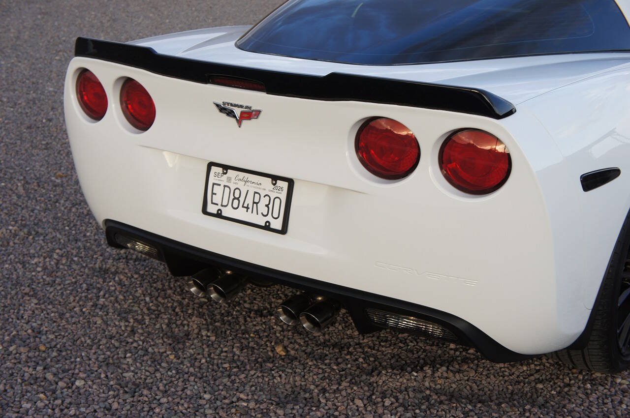 Used 2011 Chevrolet Corvette Coupe w/ 1LT RWD image 42