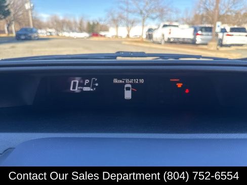 Used 2015 Toyota Prius C Three image 19