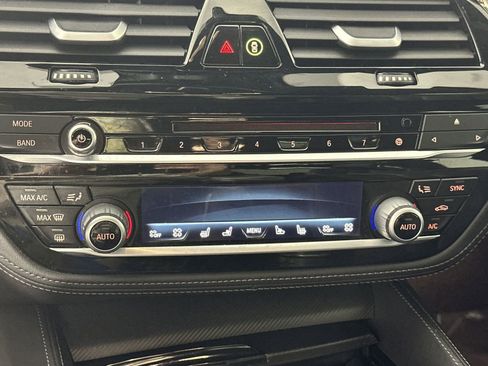 Used 2018 BMW M5 Base w/ Executive Package image 19