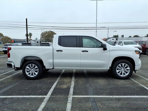 New 2026 Chevrolet Silverado 1500 Custom image 4