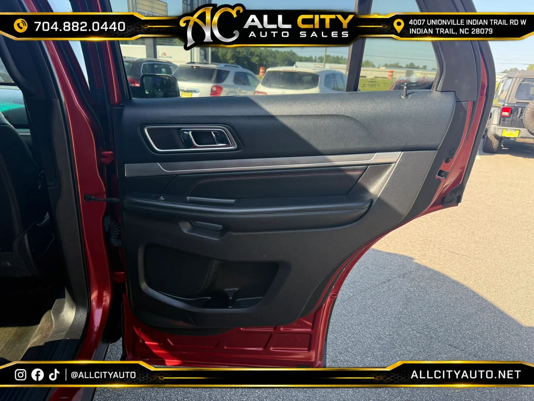 Used 2016 Ford Explorer Sport AWD/4WD image 12