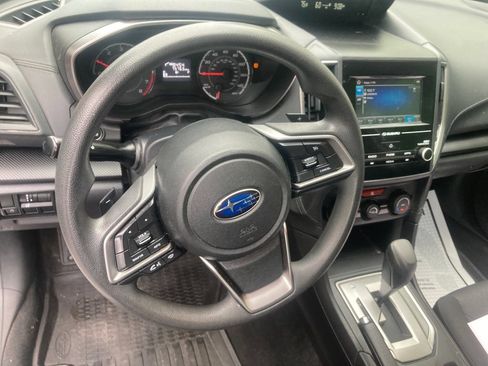 Used 2018 Subaru Impreza 2.0i Premium AWD/4WD image 19