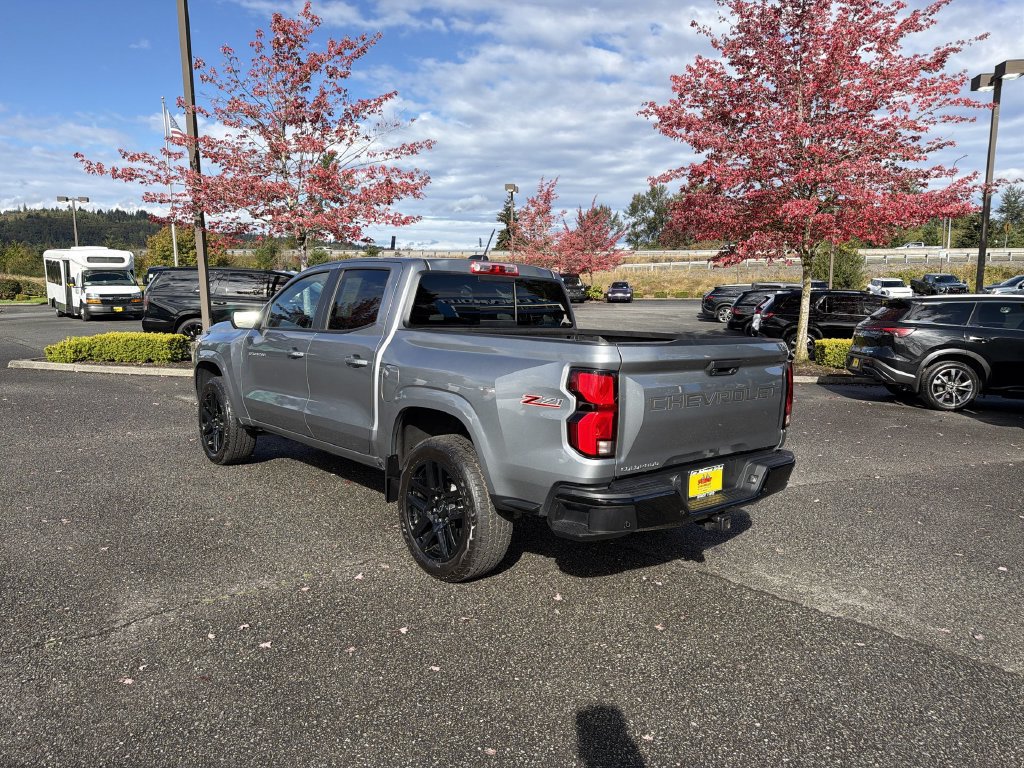 Certified 2025 Chevrolet Colorado Z71 w/ Technology Package AWD/4WD image 7