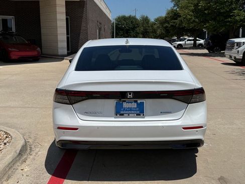 Used 2024 Honda Accord EX-L image 4