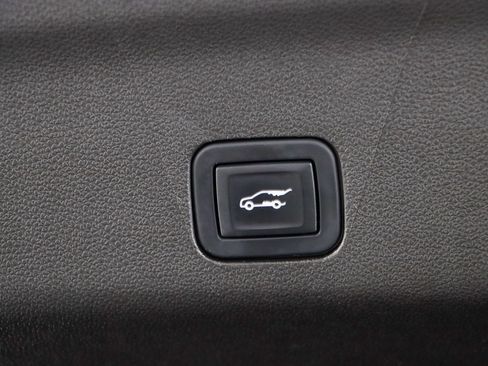 Used 2022 GMC Yukon SLT w/ SLT Premium Package AWD/4WD image 35