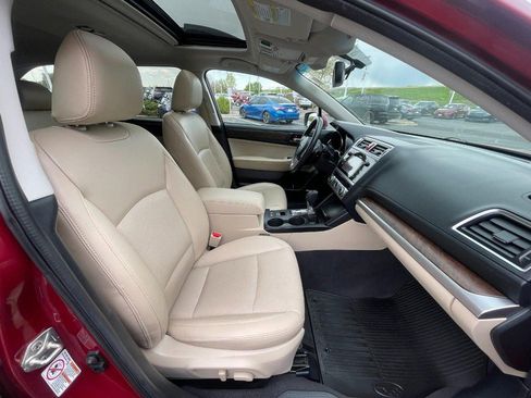 Used 2016 Subaru Outback 2.5i Limited AWD/4WD image 11