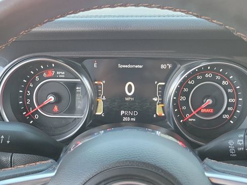 Used 2022 Jeep Wrangler Unlimited Rubicon w/ Dual Top Group AWD/4WD image 7