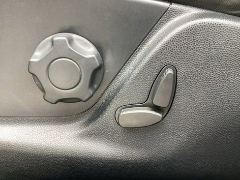 Used 2018 Ford EcoSport SE image 11