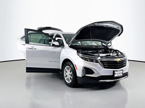 Used 2022 Chevrolet Equinox LT FWD image 19
