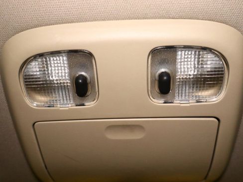 Used 2010 Ford Fusion Hybrid image 32