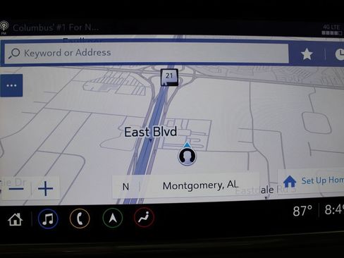 Used 2021 GMC Yukon Denali AWD/4WD image 13