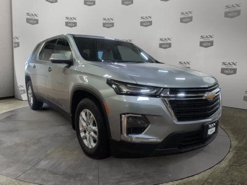 Used 2023 Chevrolet Traverse LS w/ Safety Package AWD/4WD image 1