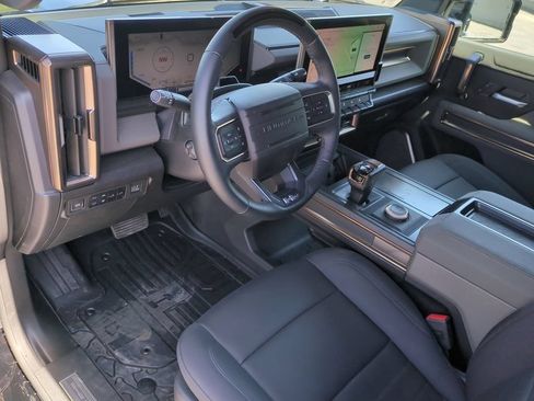 Certified 2025 GMC Hummer EV 3X w/ Extreme Off-Road Package AWD/4WD image 11