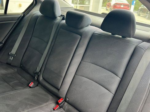 Used 2016 Honda Accord EX image 30