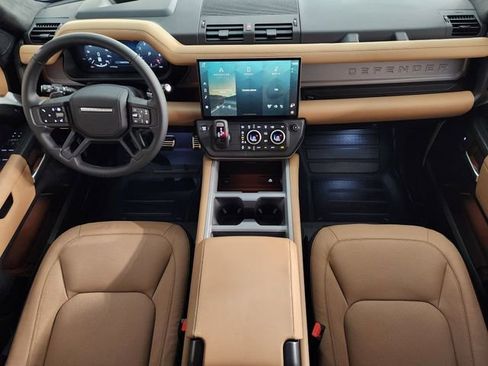 New 2026 Land Rover Defender 110 V8 image 4