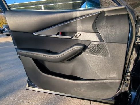 Used 2021 MAZDA CX-30 FWD 2.5 S image 12