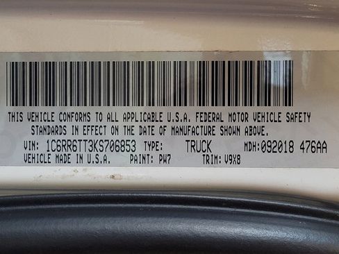 Used 2019 RAM 1500 Classic SLT RWD image 33