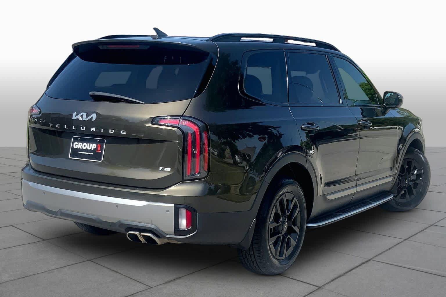 Used 2023 Kia Telluride SX Prestige X-Pro AWD/4WD image 12