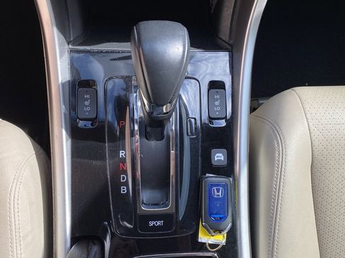 Used 2017 Honda Accord EX-L image 15