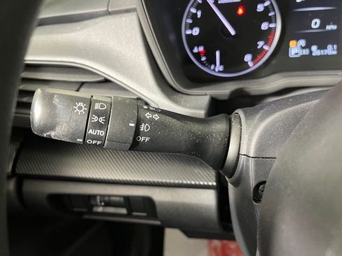 Used 2024 Subaru Crosstrek 2.0i Premium AWD/4WD image 22
