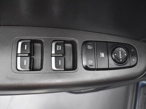 Used 2022 Kia Sportage LX FWD image 11