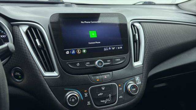 Used 2024 Chevrolet Malibu LS w/ Driver Confidence Package FWD image 31
