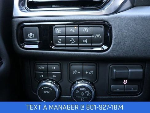 New 2026 GMC Yukon XL Elevation w/ Elevation Premium Package AWD/4WD image 25