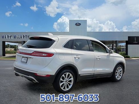 Certified 2019 Lincoln MKC Select w/ Select Plus Package FWD image 5