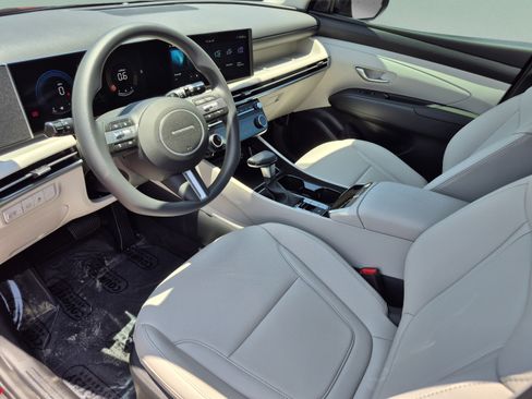 New 2026 Hyundai Tucson SEL Plus FWD image 18