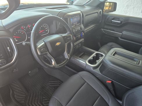 Used 2022 Chevrolet Silverado 1500 LTZ image 16