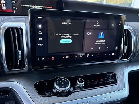 Used 2025 Ford Expedition Max Platinum image 28