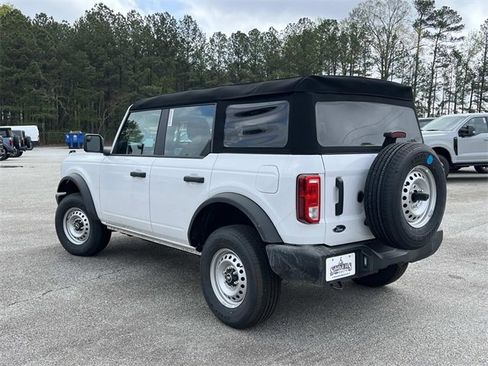 New 2025 Ford Bronco 4-Door image 24