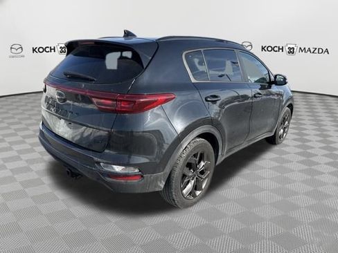 Used 2022 Kia Sportage Nightfall Edition image 8