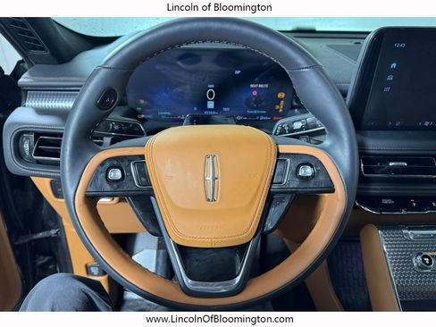 Certified 2025 Lincoln Aviator Black Label w/ Jet Appearance Package image 29