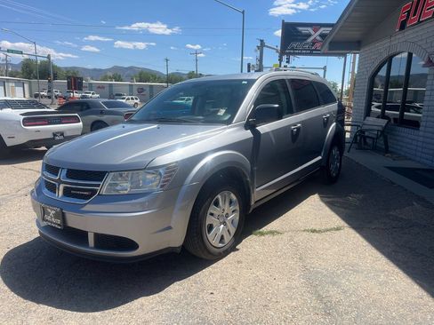 Used 2017 Dodge Journey SE w/ Flexible Seating Group FWD image 6