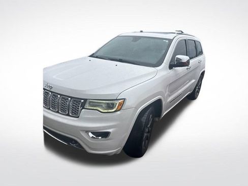 Used 2017 Jeep Grand Cherokee Overland AWD/4WD image 2