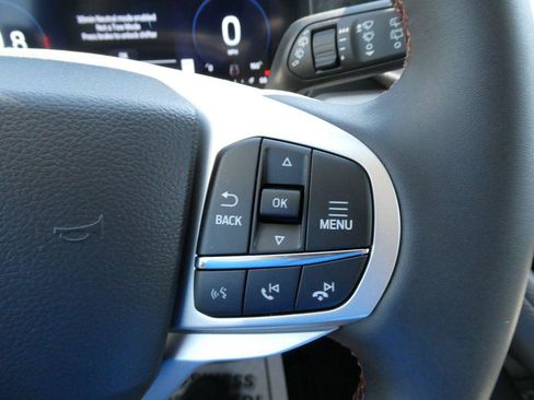 New 2026 Ford Explorer Active AWD/4WD image 23