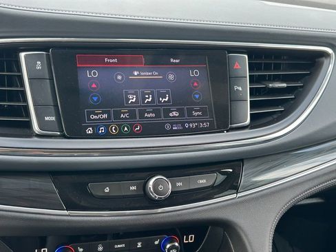 Used 2020 Buick Enclave Essence w/ Sound and Sites Package FWD image 19