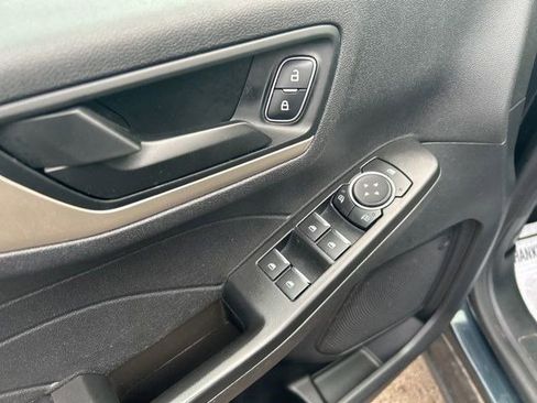 Used 2022 Ford Escape SE w/ Cold Weather Package AWD/4WD image 13