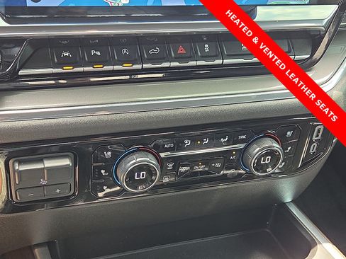 Used 2024 Chevrolet Silverado 1500 High Country w/ High Country Premium Package AWD/4WD image 19
