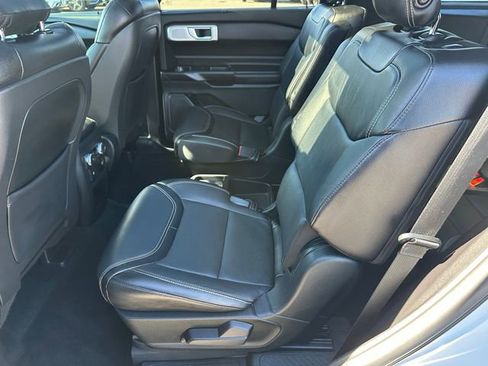 Used 2020 Ford Explorer ST w/ ST Street Pack image 17